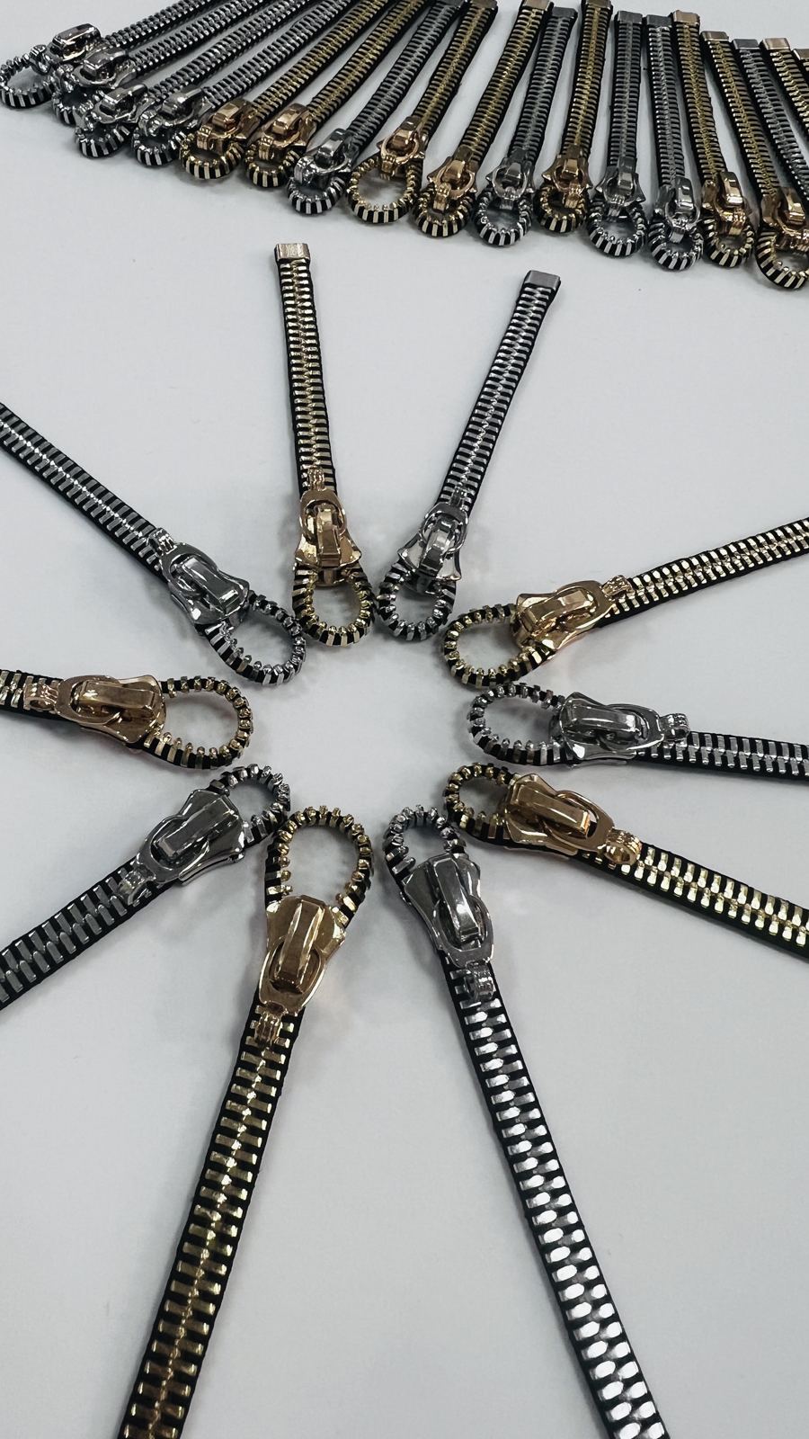 Zipper product details